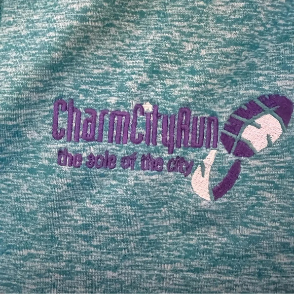 Brooks Equilibrium Technology front zip hooded running jacket size medium - Picture 6 of 7